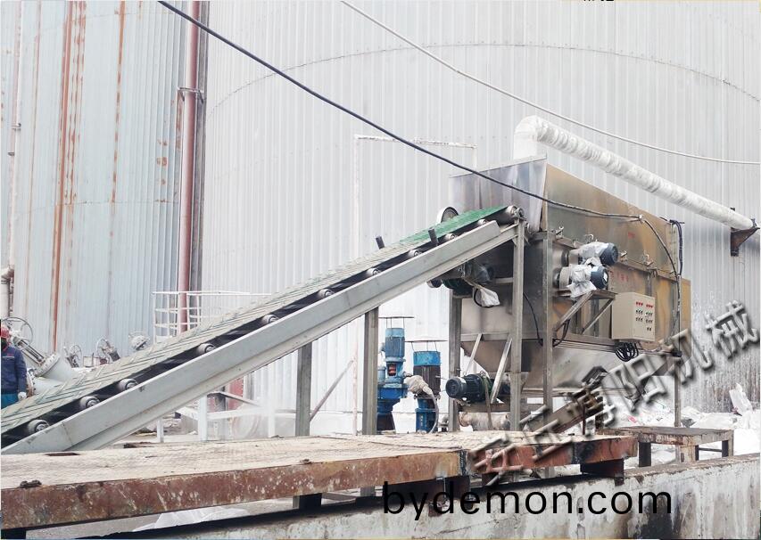 石灰粉自动拆袋机如何做到无残留的？