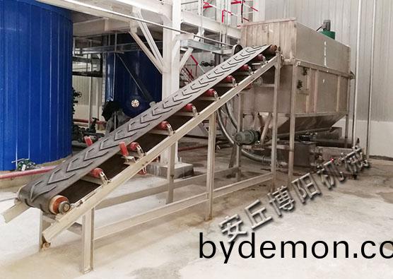 水泥自动拆包机可以实现叉车上料吗？