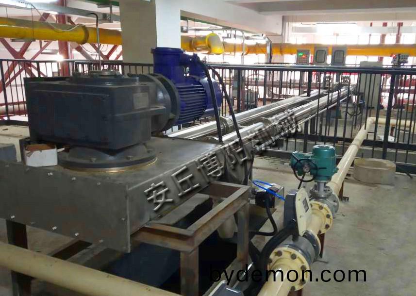 管链输送机的性能特点是什么？