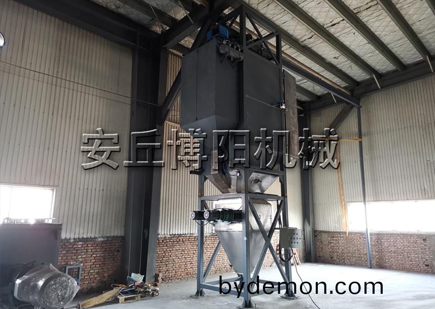 污泥颗粒吨袋拆包机的产品特点是什么？